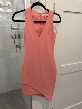 Elizabath & James pink dress